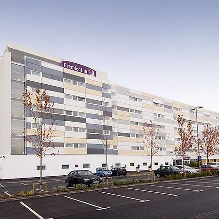 Premier Inn Manchester Airport Runger Lane North Hale  Exteriér fotografie