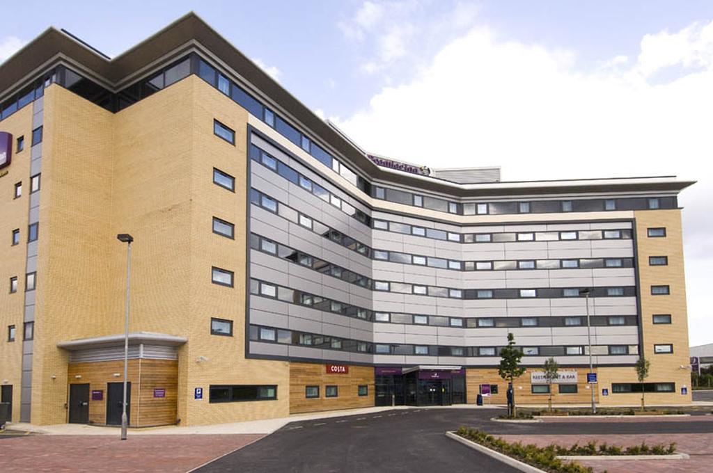 Premier Inn Manchester Airport Runger Lane North Hale  Exteriér fotografie